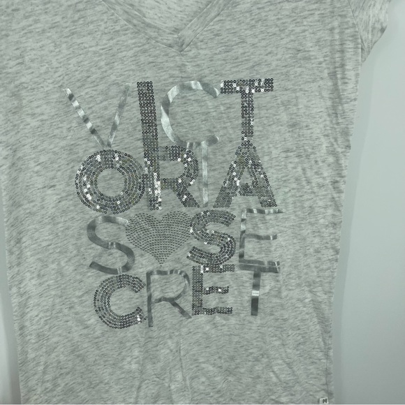 Victoria’s Secret Gray Short Sleeve Sequin Shirt Size Small - Picture 2 of 6